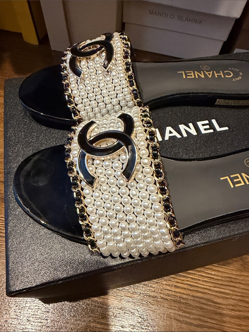 Pearl sandal - Picture 2 of 6